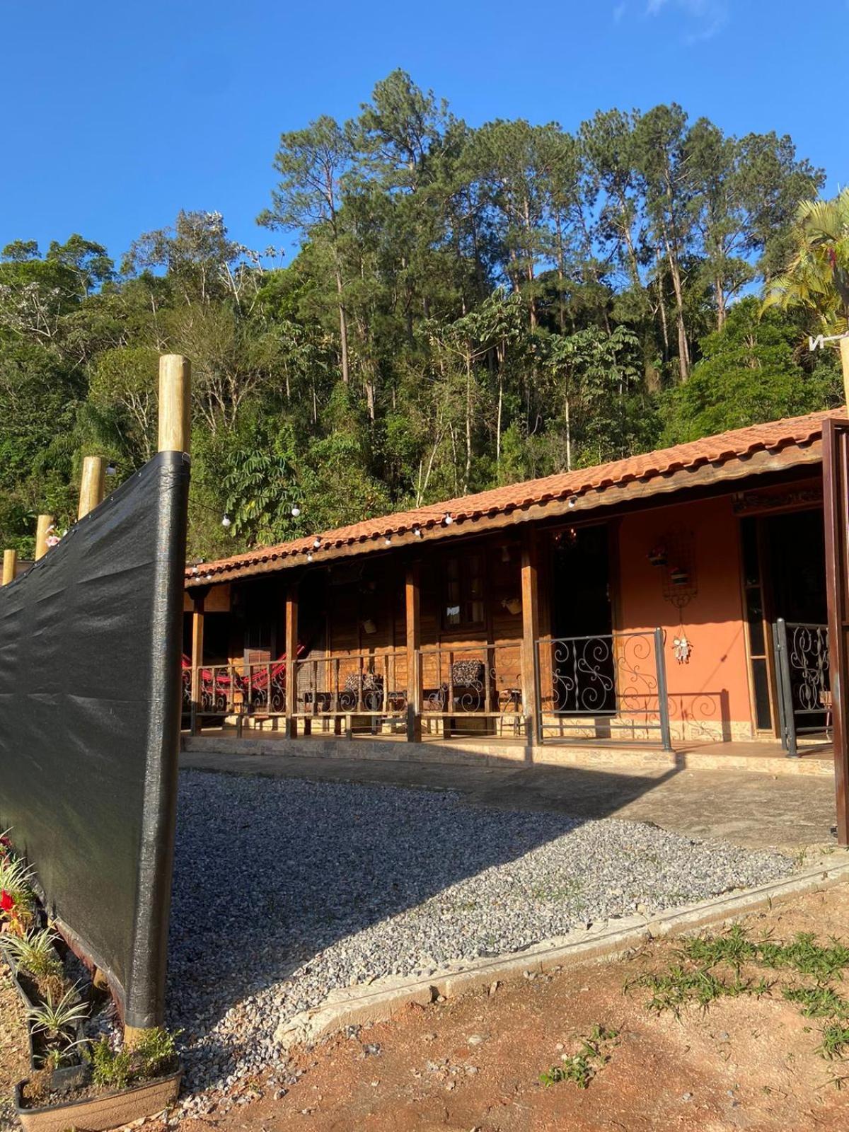 Cabana Com Jacuzzi Em Guararema Kültér fotó